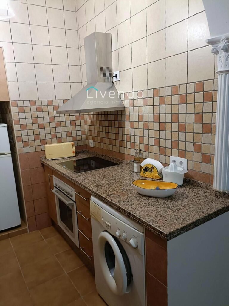 28784633.jpg
